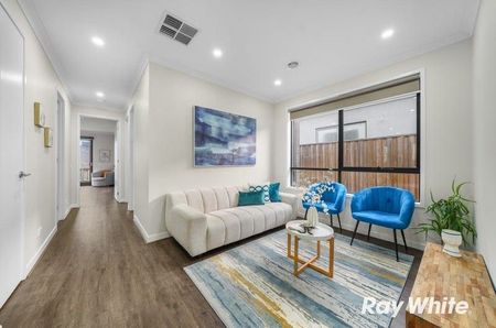 Modern, Spacious & Bright Family Home! - Photo 4