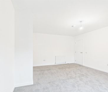 3 bedroom maisonette to rent - Photo 4