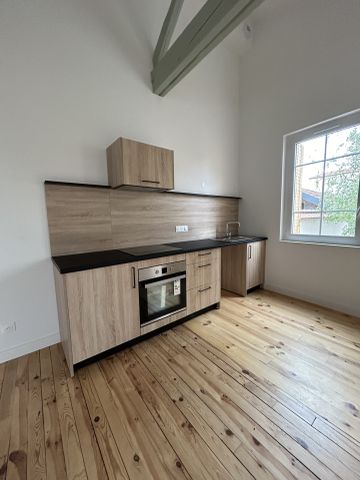 Location Appartement 4 pièces 90m² ROANNE 42300 - Photo 4