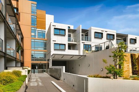 412/77 Hobsons Road, Kensington VIC 3031 - Photo 5