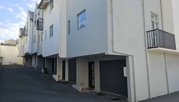 6/28 Majoribanks - Photo 1