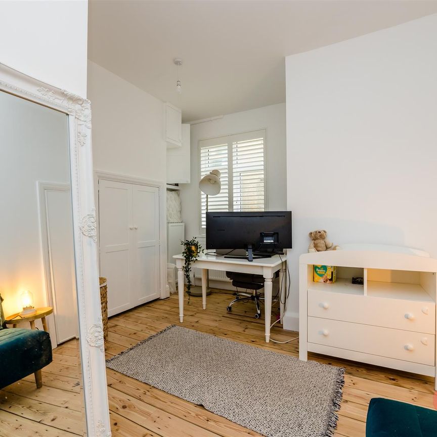 Kingsway, Hove - Photo 1