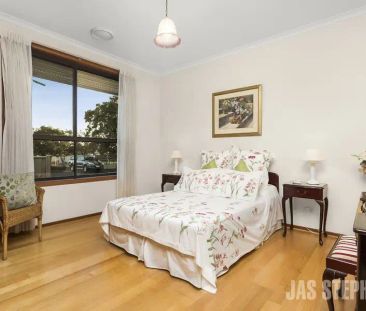 “FAMILY HOME IN THE HEART OF FOOTSCRAY” - Photo 6