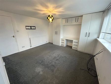 3 bedroom terraced house to rent - Photo 5
