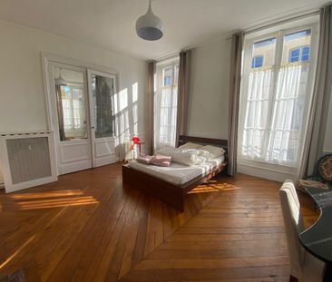 Quartier Saint Louis , appartement 2 pièces meublé - Photo 4