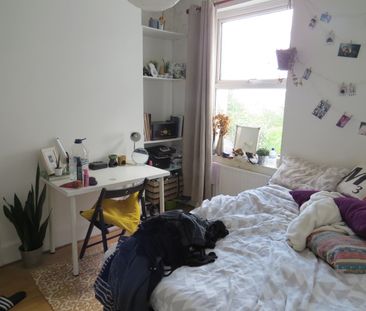 6 Bed Terraced House, White Street, BN2 - Photo 4