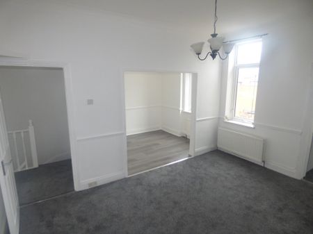 2 bed flat to rent in East Howdon, Wallsend, NE28 - Photo 5