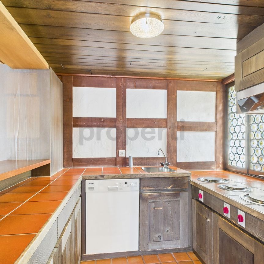 Traditionelles 6.5-Zimmer-Einfamilienhaus in Wildhaus mit Garten, Park und vielseitigen Nutzungsmöglichkeiten - Foto 1