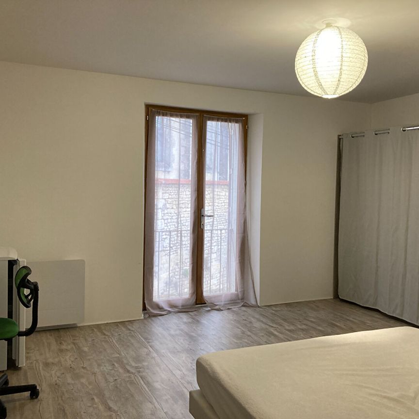 Location chambre 1 pièce, 22.00m², Fontenay-le-Comte - Photo 1