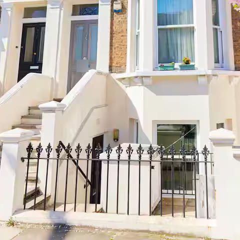 Walterton Road - Photo 1