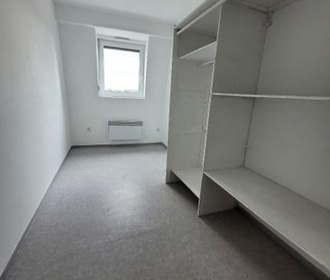 Location Appartement 3 pièces 65m² HAUSSY 59294 - Photo 3