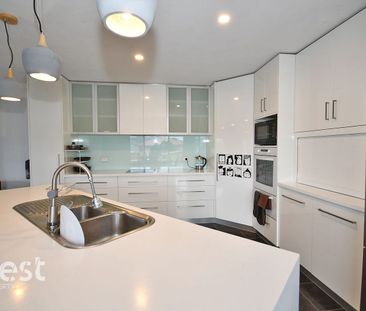 Perfect Family Home - Photo 1