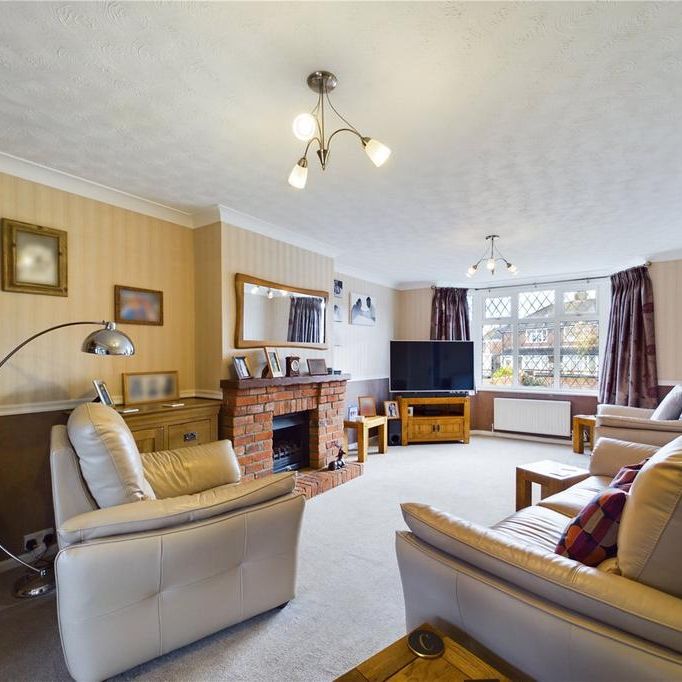 3 bedroom semi-detached house to rent - Photo 1