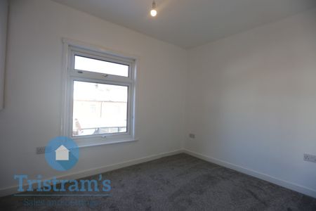 2 bed Mid Terraced House for Rent - Photo 5