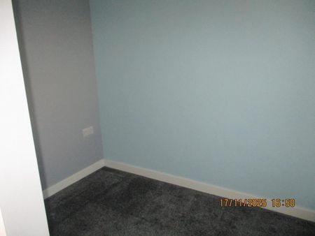 3 bedroom townhouse to rent - Photo 3