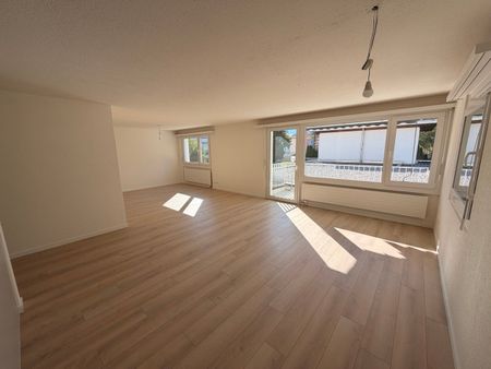 Helle 2.5-Zimmer-Wohnung mit Balkon in Au (SG) – sofort verfügbar - Photo 2