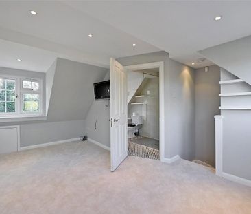 3 bedroom terraced house to rent - Photo 3