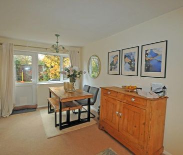 3 bedroom terraced house to rent - Photo 2
