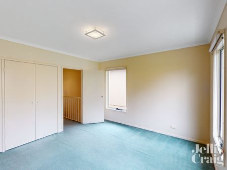 194 Wiltshire Drive, Kew - Photo 5