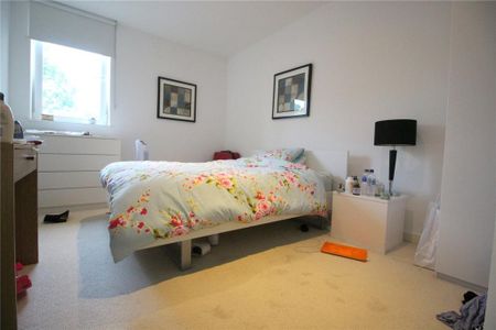 3 bedroom flat to rent - Photo 5