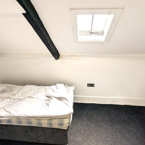 4 bedroom house share to rent - Photo 1