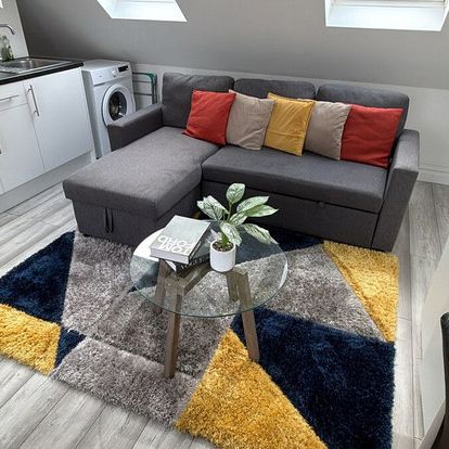 Eastcote Lane - Photo 1