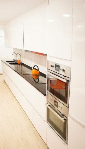 Carrer de Bonsoms, Barcelona, Catalonia 08028 - Photo 4