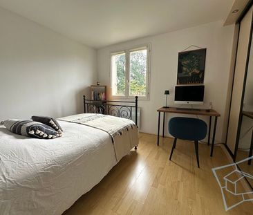 MAISON VOISINS LE BRETONNEUX - 8 pièce(s) - 161.6 m2 - Photo 5