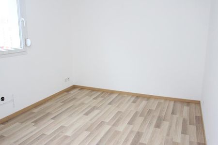 3 pièces - 60,18 m² - 3ème étage - Colocation non autorisée - Photo 4