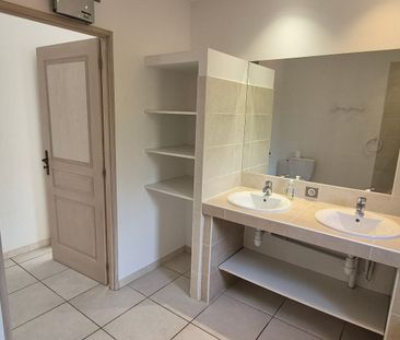 SORGUES 1180, - Photo 5