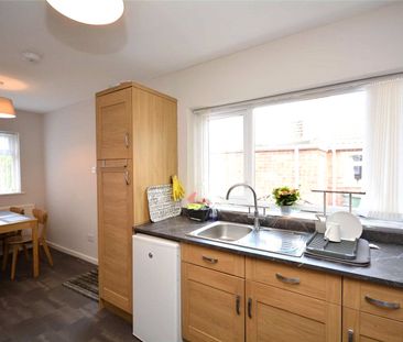 8, Linton Road, Leeds, West Yorkshire, LS17 8QH - Photo 4
