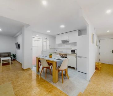 Carrer de Sant Joan de Déu, Valencia, Valencian Community 46011 - Photo 4