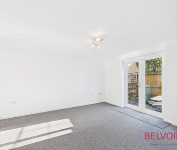 2 bedroom maisonette to rent - Photo 4