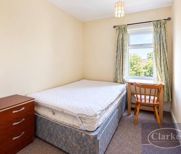 5 bedroom semi-detached house to rent - Photo 4