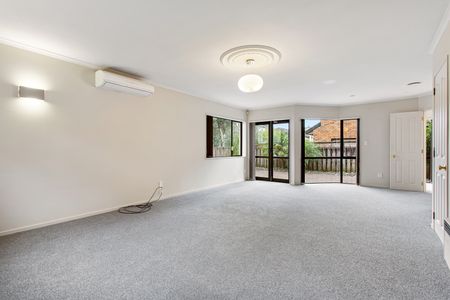 Spacious Family Living in Premium Epsom Location - Photo 2