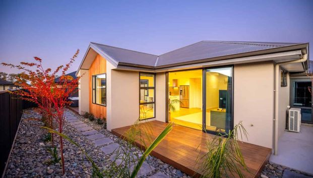 Berryfields, 3 bedrooms - Photo 1