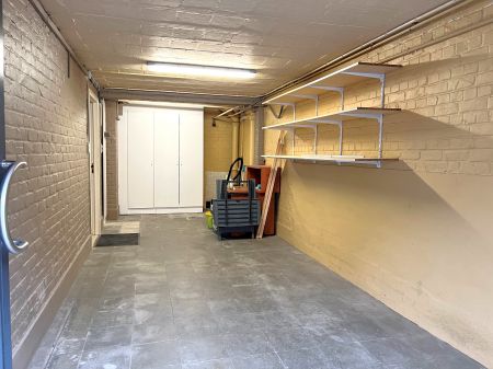 Bel-etage woning met 4 slaapkamers, garage en balkon. - Foto 3