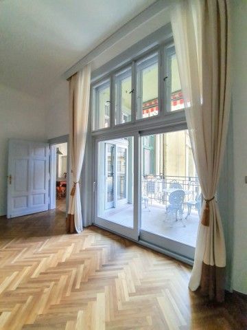 Szabadság tér - Fotó 2