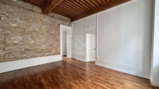 T3 rénové de 58 m² - rue Garibaldi Lyon 6ème - Photo 1
