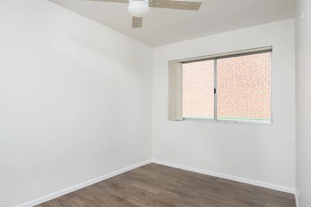 Renovated 2-Bedroom Unit in Prime Coorparoo Location - Photo 3