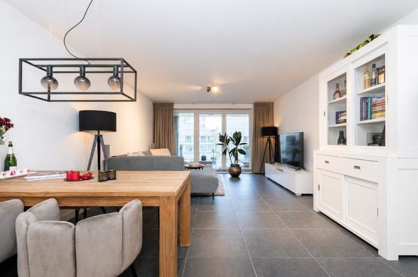 Appartement te huur - foto 1