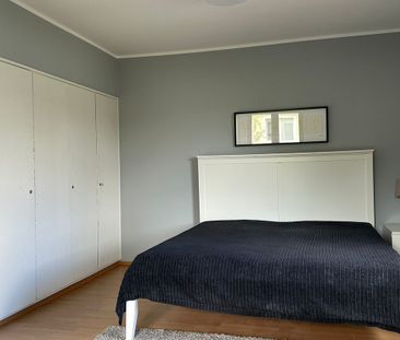 Modern Leben in Köln Dellbrück - Photo 1