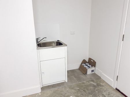 4 BEDROOM DUPLEX - Photo 5