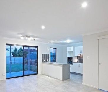1/81A Gordon Street, Ormiston QLD 4160 - Photo 1