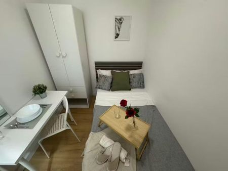 Calle del Marqués de Santa Ana, Madrid, Community of Madrid 28004 - Photo 2