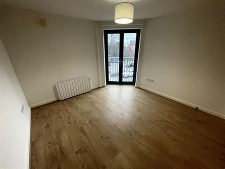 2 bedroom apartment to rent - Photo 4