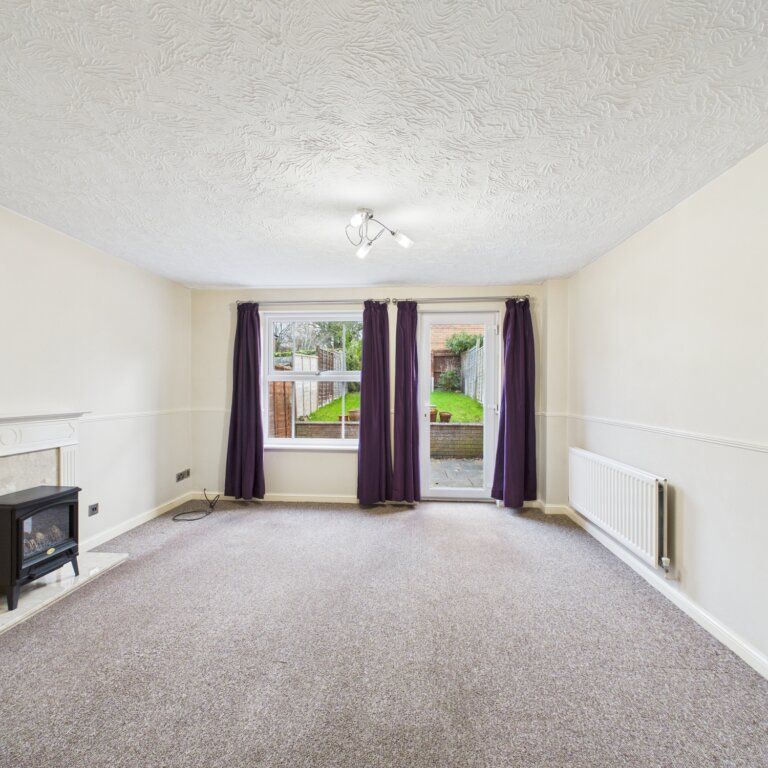 2 bedroom House to rent - Photo 1