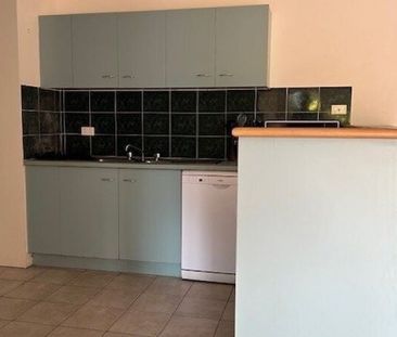 Cairns North - Photo 3