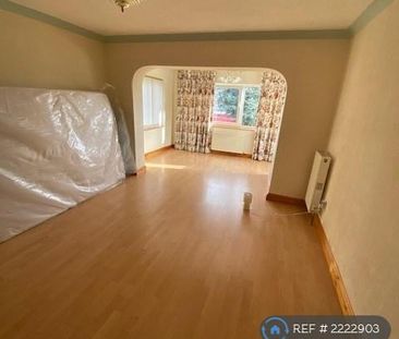 4 bedroom detached house to rent - Photo 3