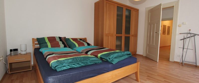 Modern möblierte Wohnung im Süden von Nürnberg - Photo 1